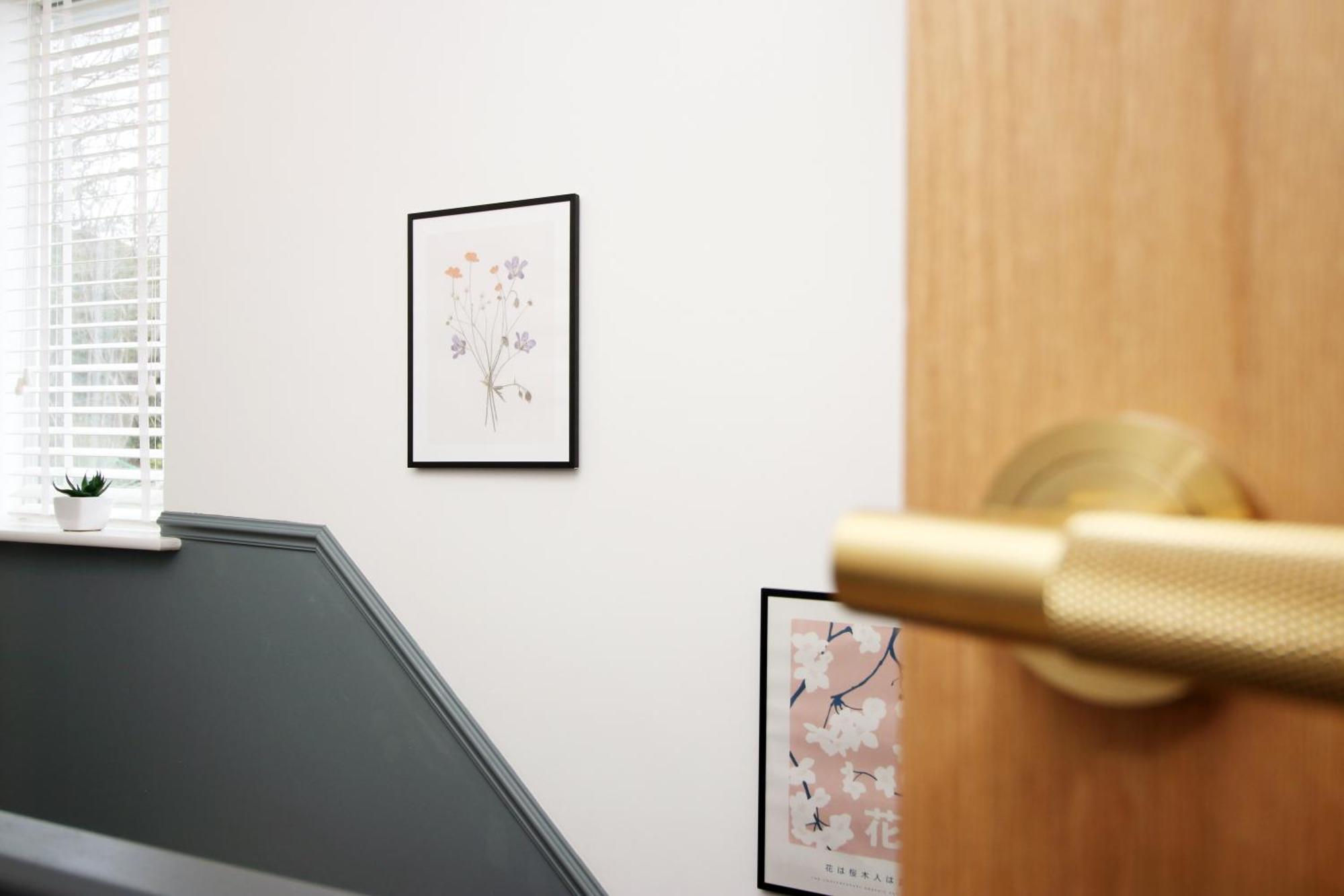 Stylish Home In Bath With Driveway Parking, 10Min From City ภายนอก รูปภาพ